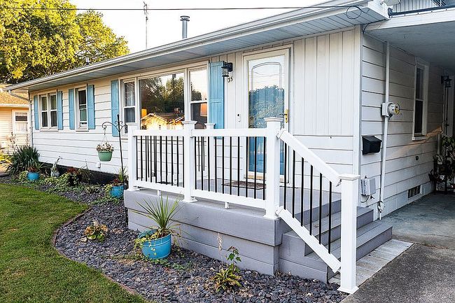 Additional photo 3 of property located at 35 Northcrest Dr