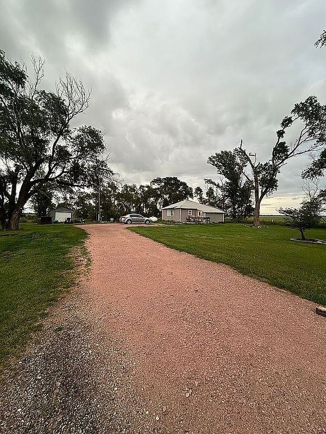 41506 State Highway 42, Ethan, SD