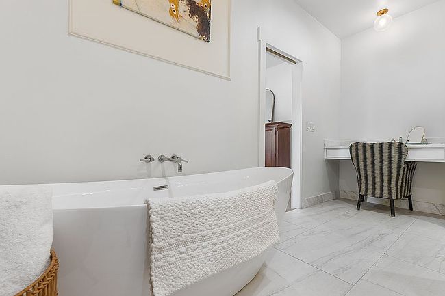 Additional photo 3 of property located at 1109 Sands Rd