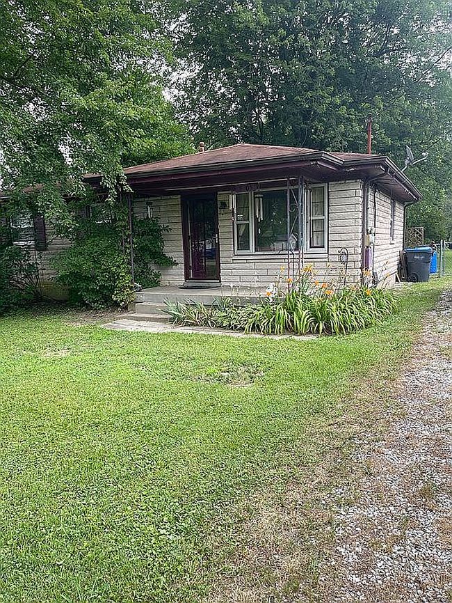 9705 Mason Ln, Fairdale, KY