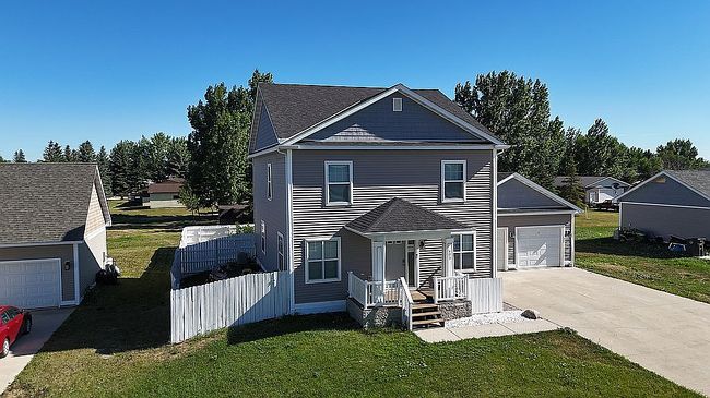 Photo of 403 9th Ave Se, Stanley, ND