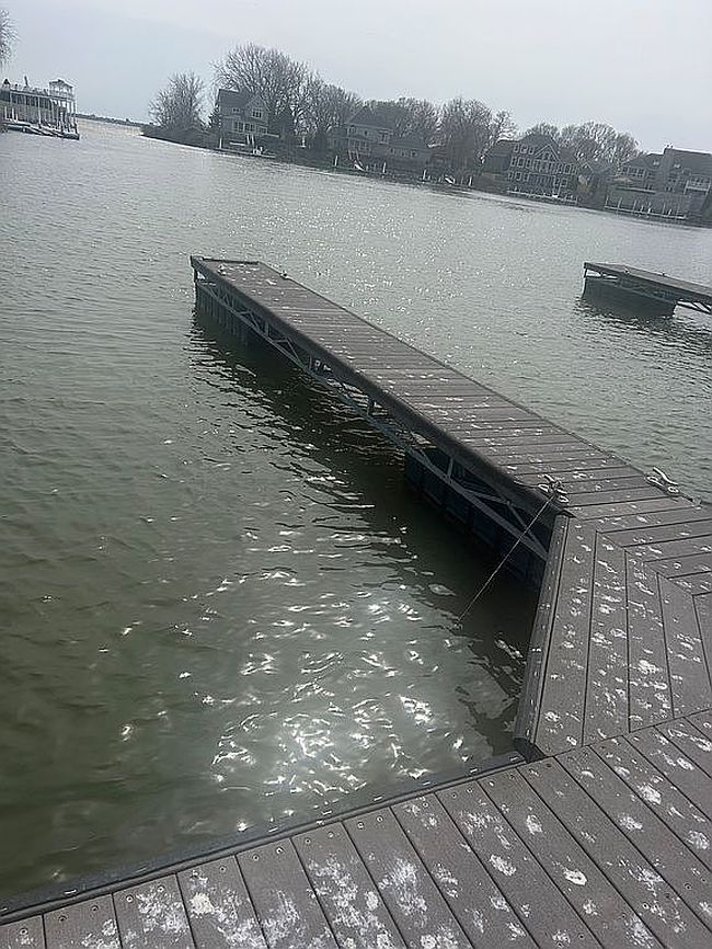 Image of 4150 S Woodcliff Dr