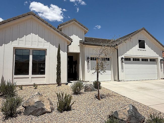 Additional photo 2 of property located at 7 E Dakar Ln