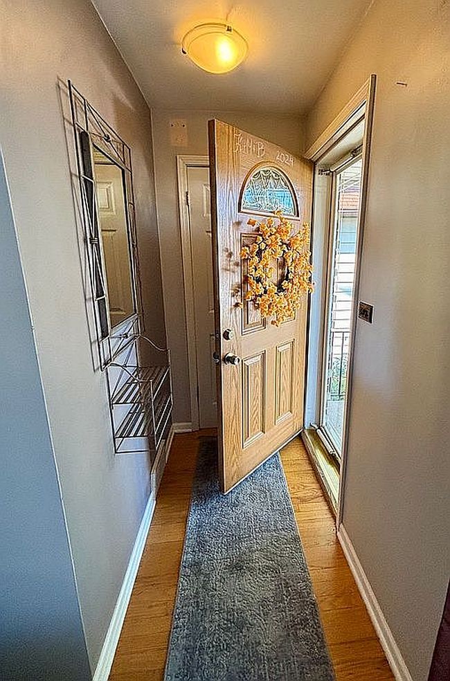 Additional photo 2 of property located at 4824 N Natchez Ave