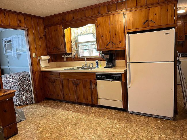 Image of 309 S Shields Ln