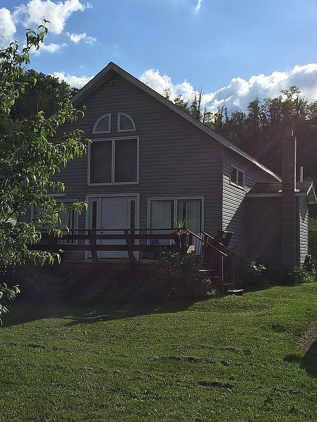 Photo of 2931 2nd Ave, Hyndman, PA