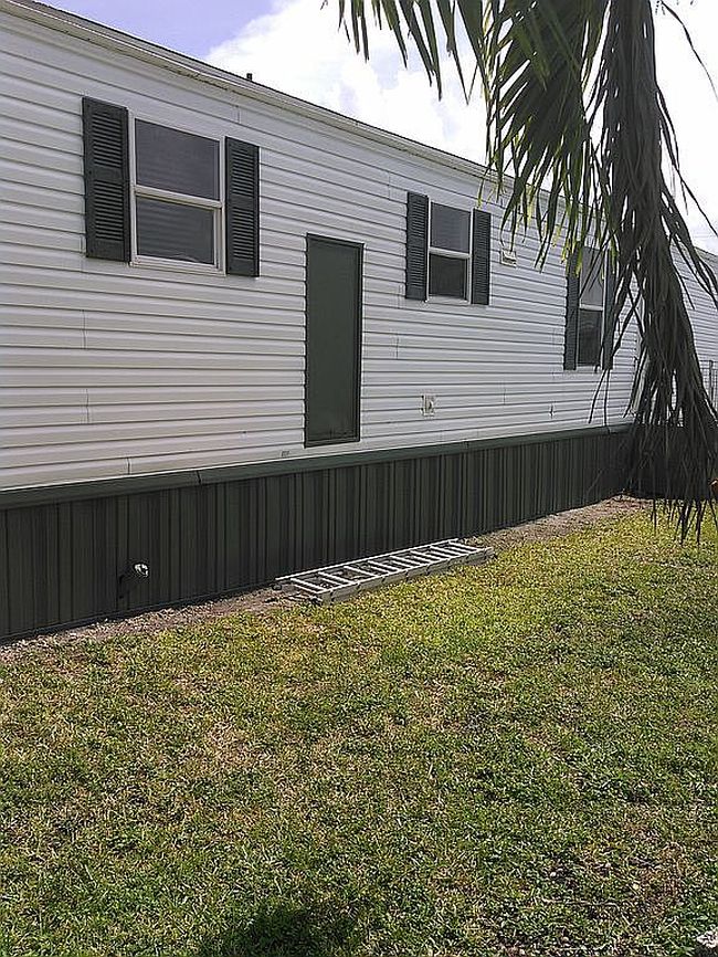 Image of 311 Lone Pine Ln