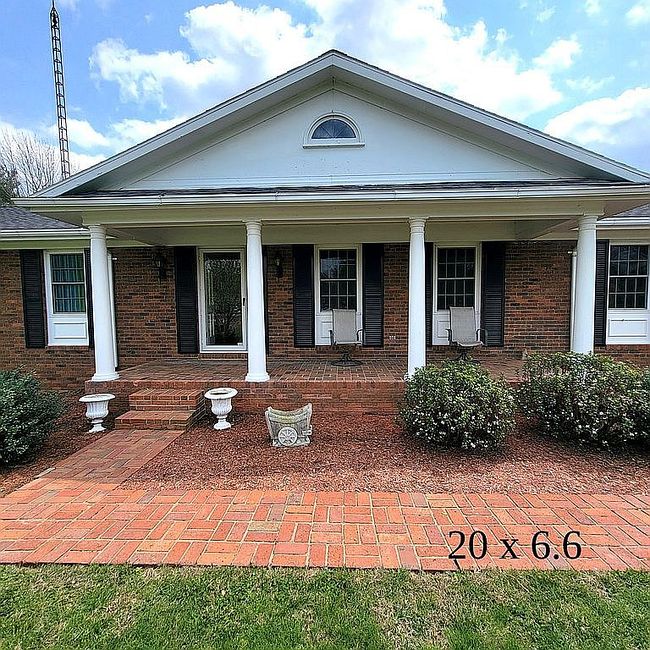 Image of 328 Sturgis Rd
