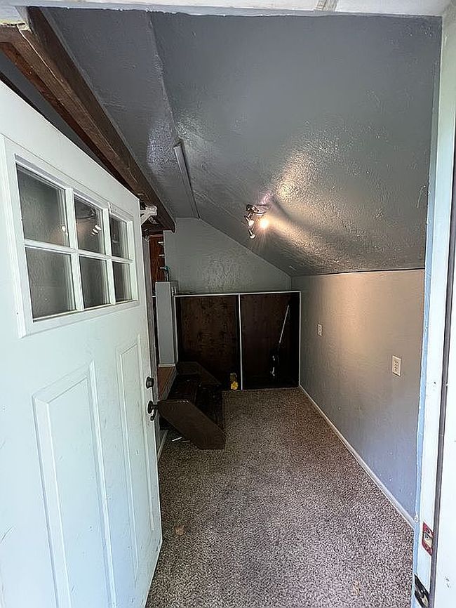 Image of 805 Chena Hills Dr