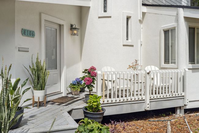 Image of 4106 Leeward Pt