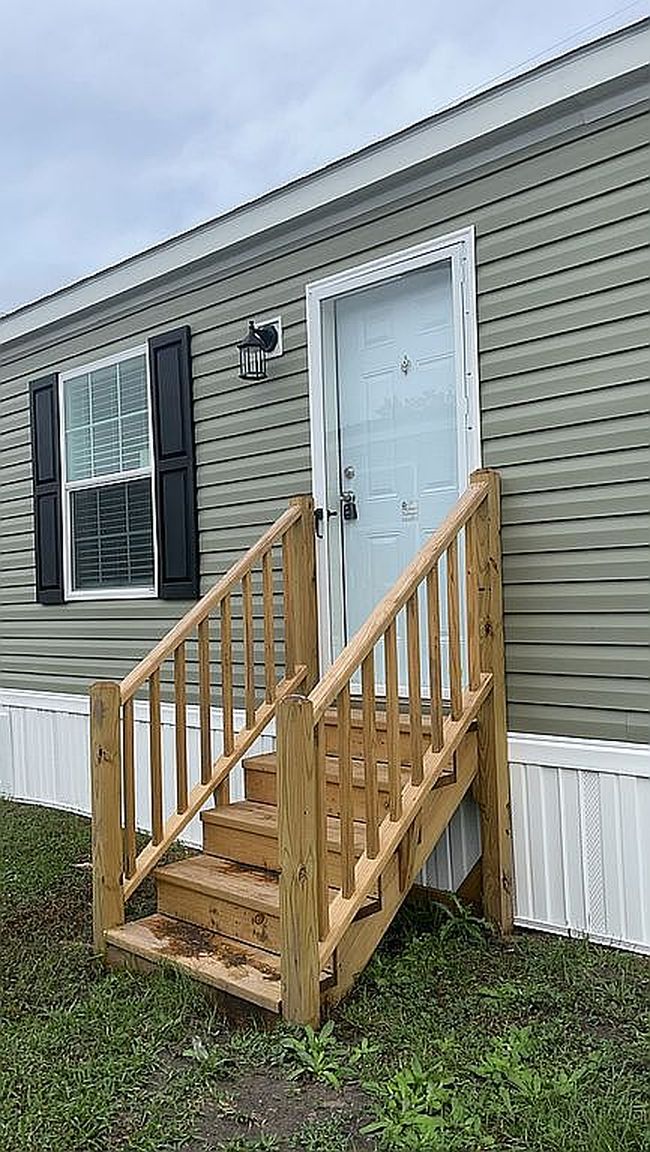 Photo of 114 Shadetree Ln, Ayden, NC