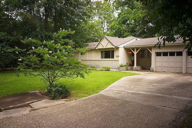 Image of 2315 Daggett Ave