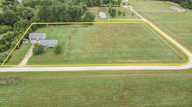 Photo of 97 Concord Dr, Marshfield, MO