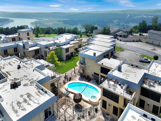 Preview of property located at 5920 Lago Vista Way