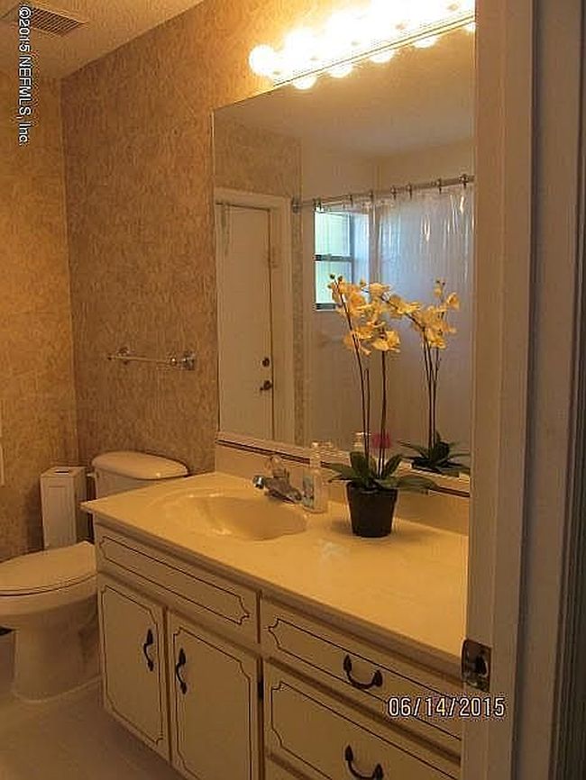 Photo of 754 Lake Shore Ter, Interlachen, FL