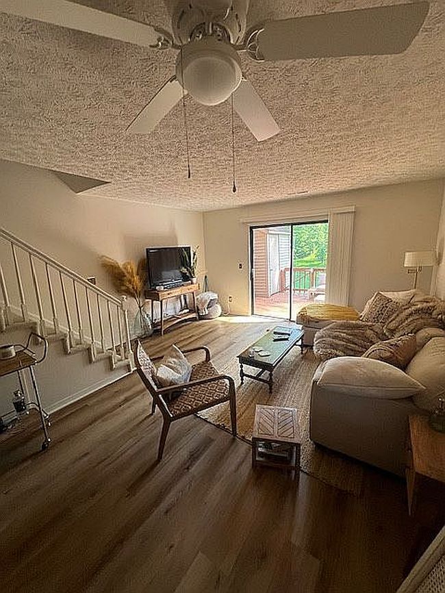 Image of 2389 Wood Dr Apt P