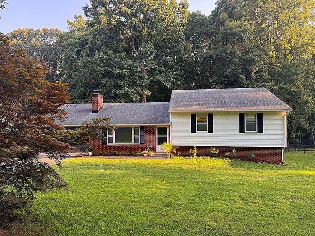 Photo of 117 Marvin Pl, Lynchburg, VA