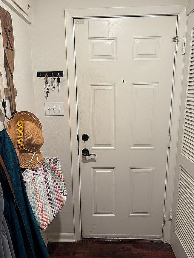 Image of 605 Clara Dr
