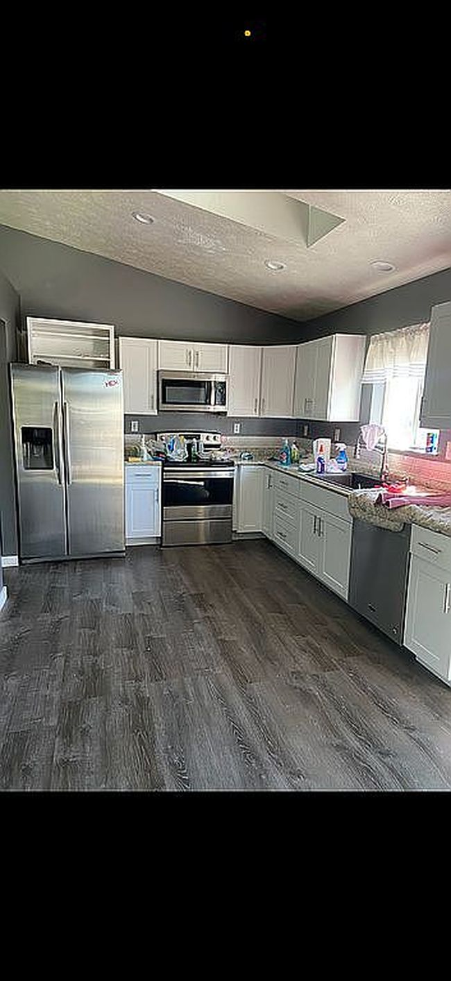 Image of 725 W Chicory Ln