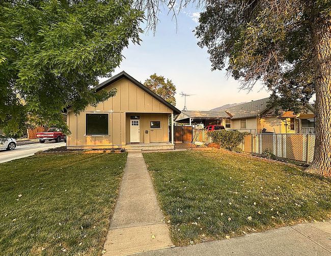 Photo of 837 S 400th St E
