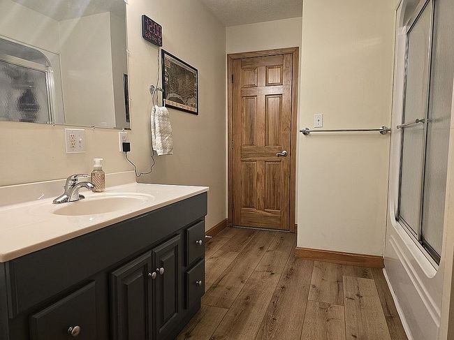 Photo of 1855 Pleasant Woods Cir, Carbondale, IL