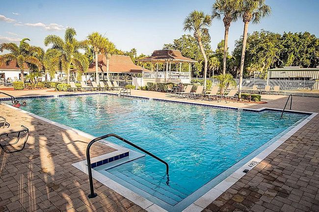 Photo of 9129 Mcmillan Ln, Tampa, FL