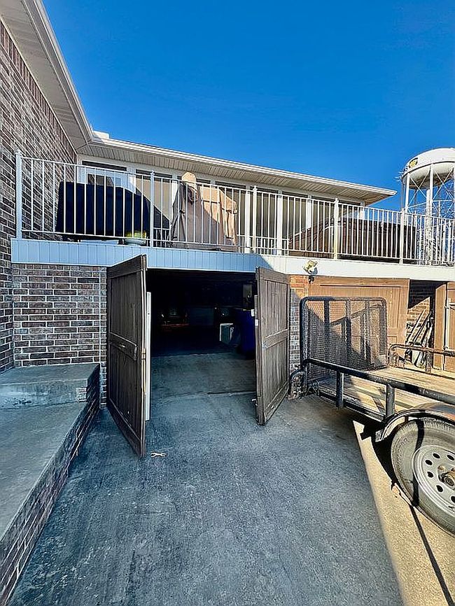 Image of 1001 Ridgeview St