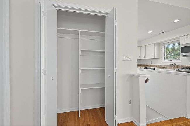 Photo of 812 Surfside Ave, Virginia Beach, VA