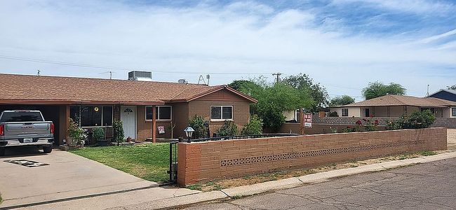 Image of 36690 W Pima Dr