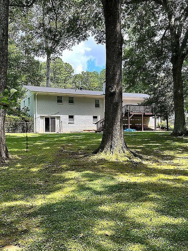 Photo of 3101 Randall Dr