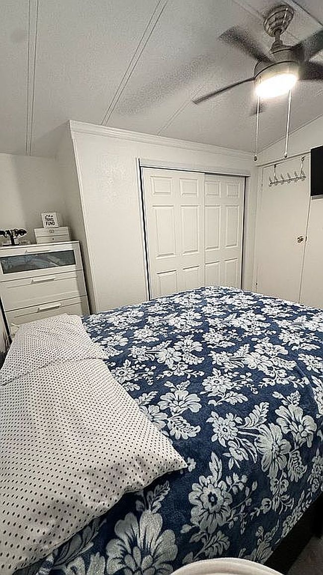 Photo of 9118 Mcmillan Ln, Tampa, FL