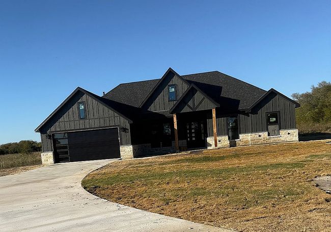 Photo of 372 County Road 4300