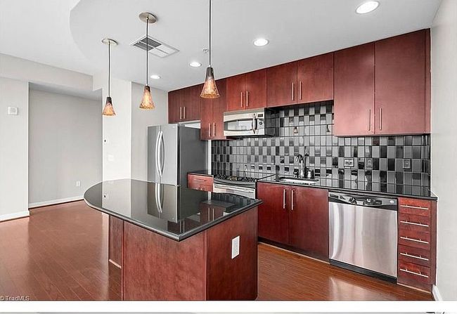 Photo of 201-908 N Elm St, Greensboro, NC