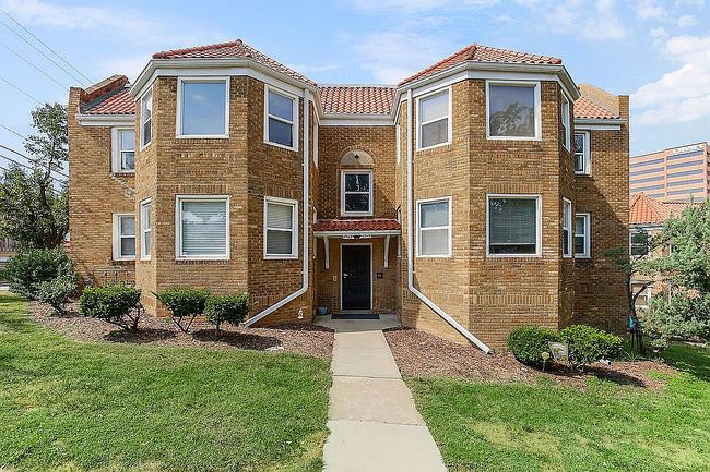 Photo of 4948 Walnut St S #1