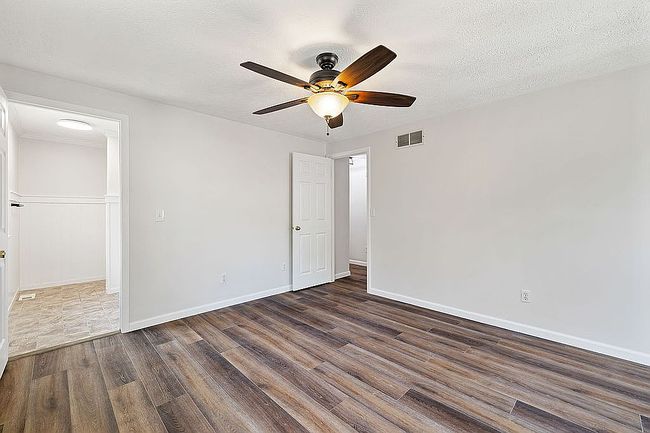 Image of 104 Valleyview Dr