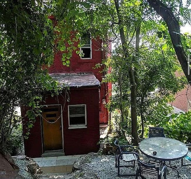 Image of 807 Clarissa St