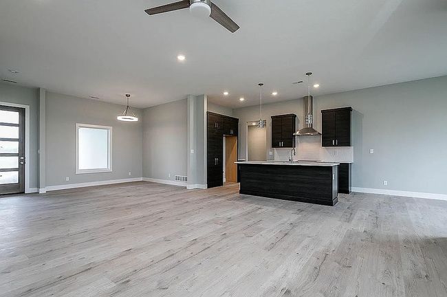 Additional photo 2 of property located at 1009 Spyglass Ct