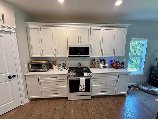 Additional photo 1 of property located at 621 Bourbon Ct