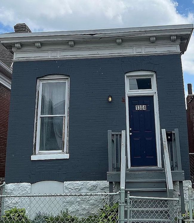Image of 1304 S Boyle Ave