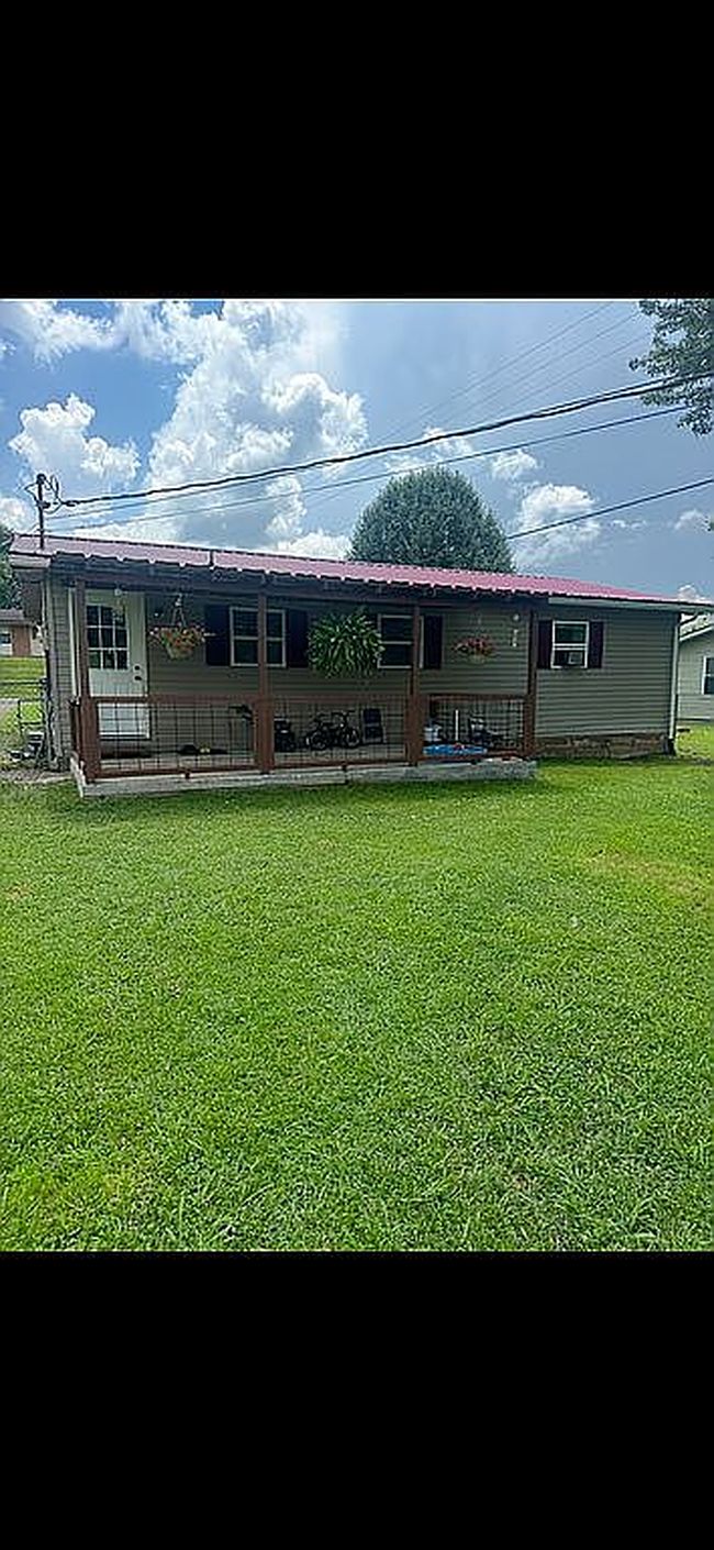 Photo of 681 Sheppard Rd