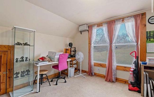 Image of 111 21st St
