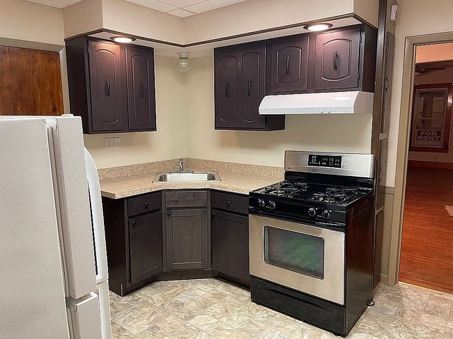 Additional photo 2 of property located at 19 Ingersoll Ave