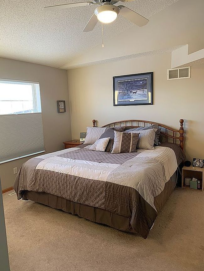 Photo of 4126 Water Point Ct Sw, Cedar Rapids, IA
