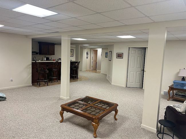 Photo of 6160 Meadowland Cir, Erie, PA