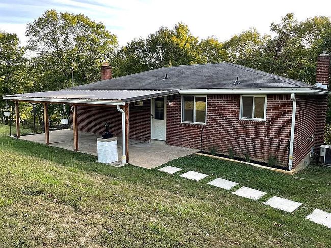 Image of 127 Dewey Ave