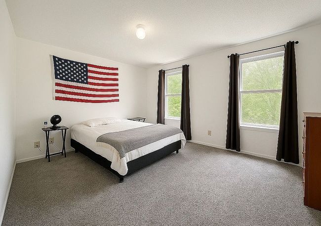 Photo of 7928 States Bend Dr, Indianapolis, IN