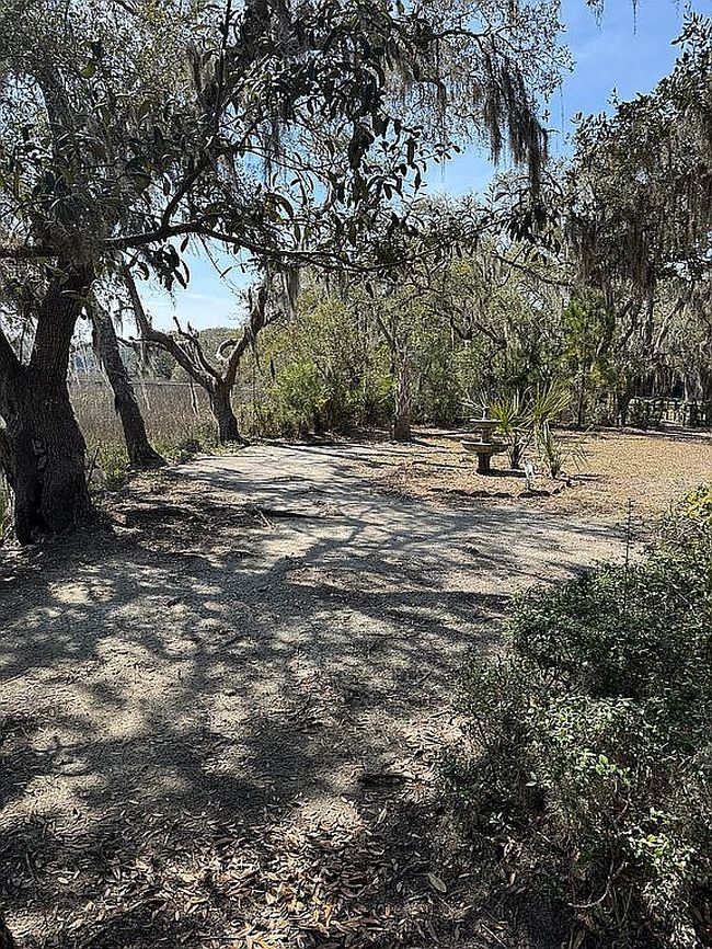 Image of 3495 Bonnetts Dr