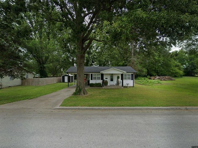 Preview of property located at 438 N Pike Ave