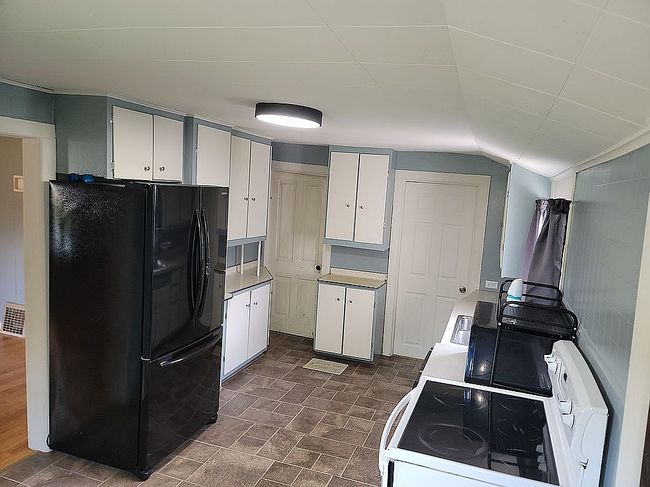 Photo of 1311 E St, Charles City, IA
