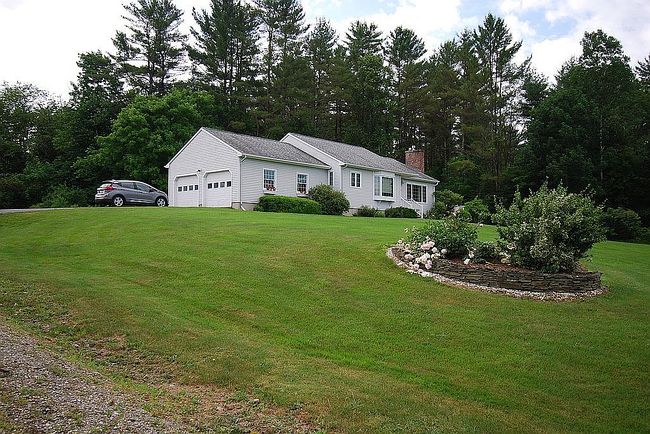 Photo of 13 Old Farm Rd, Jericho, VT